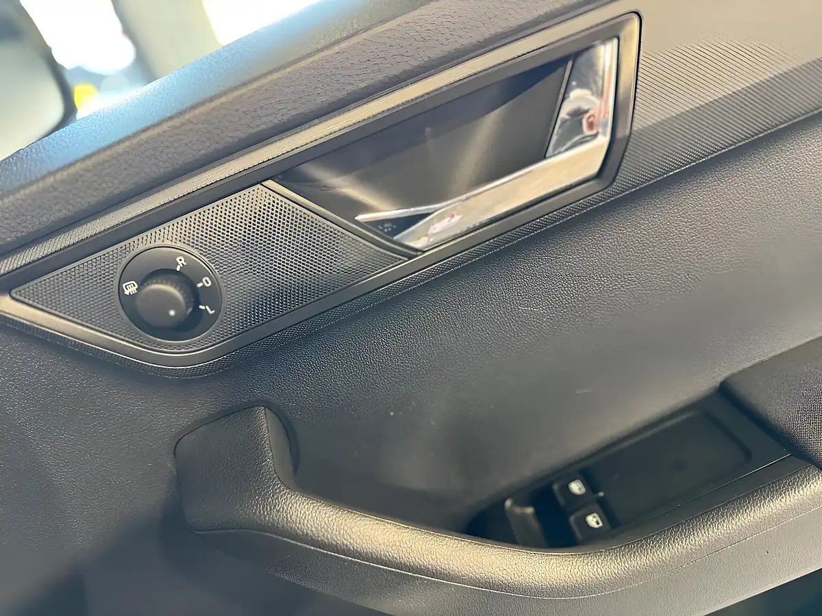 Used 2017 Skoda Fabia Se White - Interior and Exterior details 16