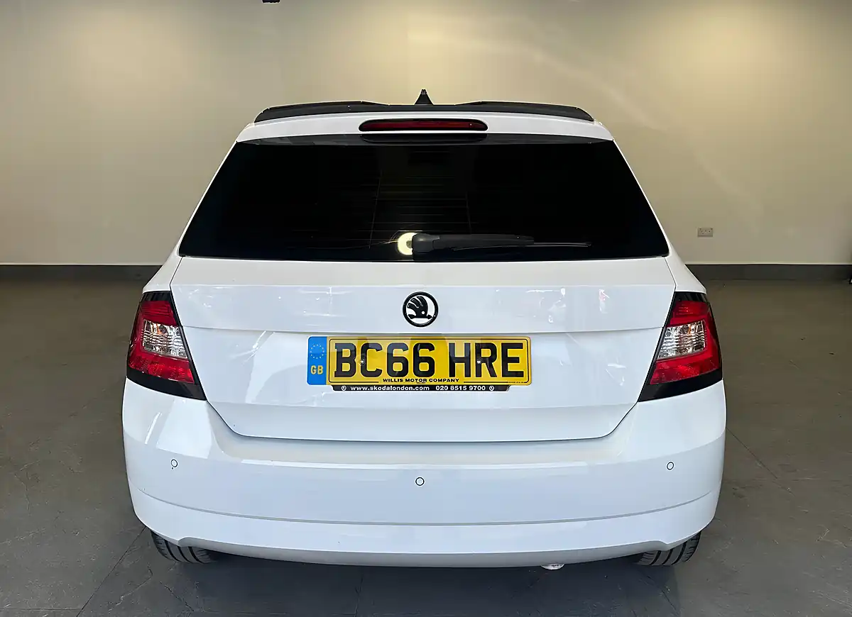 Used 2017 Skoda Fabia Se White - Interior and Exterior details 4