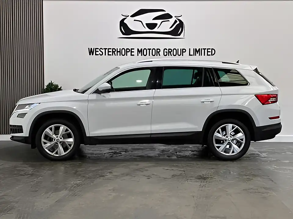 Used 2017 Skoda Kodiaq Edition White - Interior and Exterior details 16