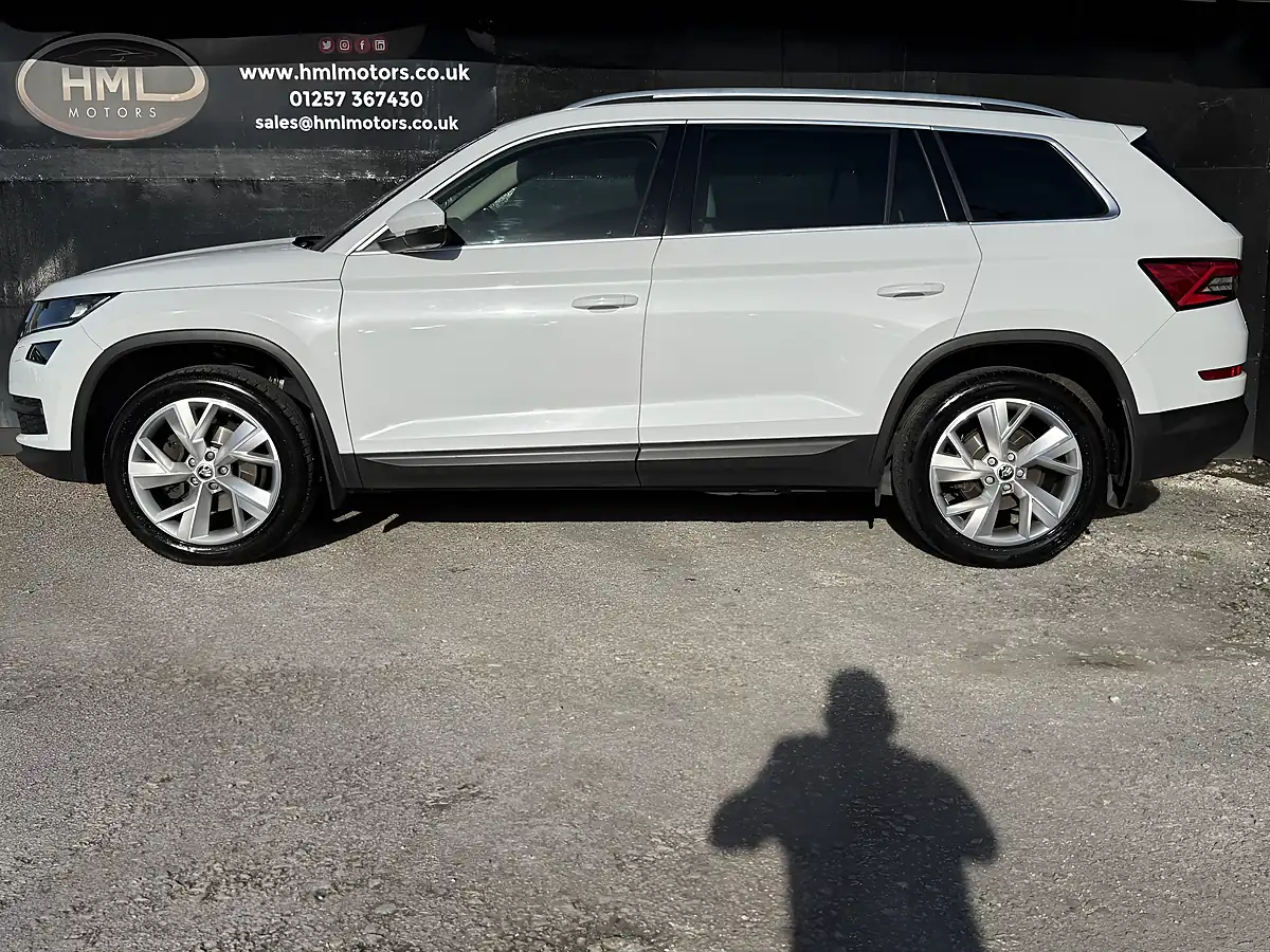 Used 2017 Skoda Kodiaq Edition White - Interior and Exterior details 3