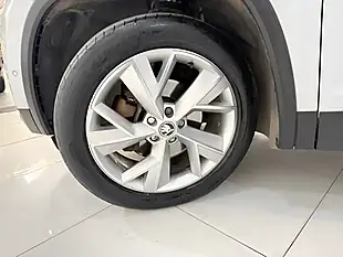 Used 2017 Skoda Kodiaq Edition White - Interior and Exterior details 12