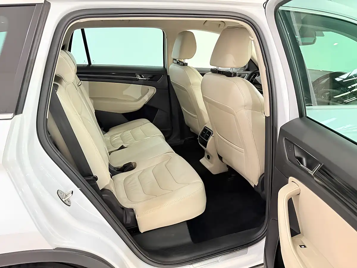 Used 2017 Skoda Kodiaq Edition White - Interior and Exterior details 15
