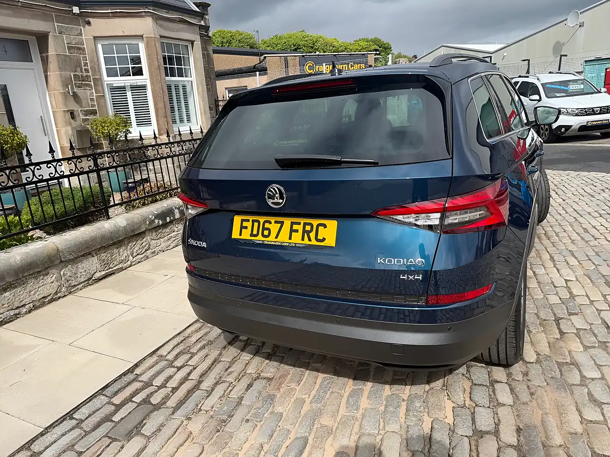 Used 2017 Skoda Kodiaq Se L Petrol Blue - Interior and Exterior details 18