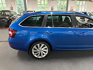 Used 2017 Skoda Octavia Laurin & Klement Race Blue Metallic - Interior and Exterior details 13