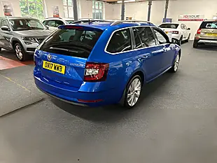 Used 2017 Skoda Octavia Laurin & Klement Race Blue Metallic - Interior and Exterior details 14