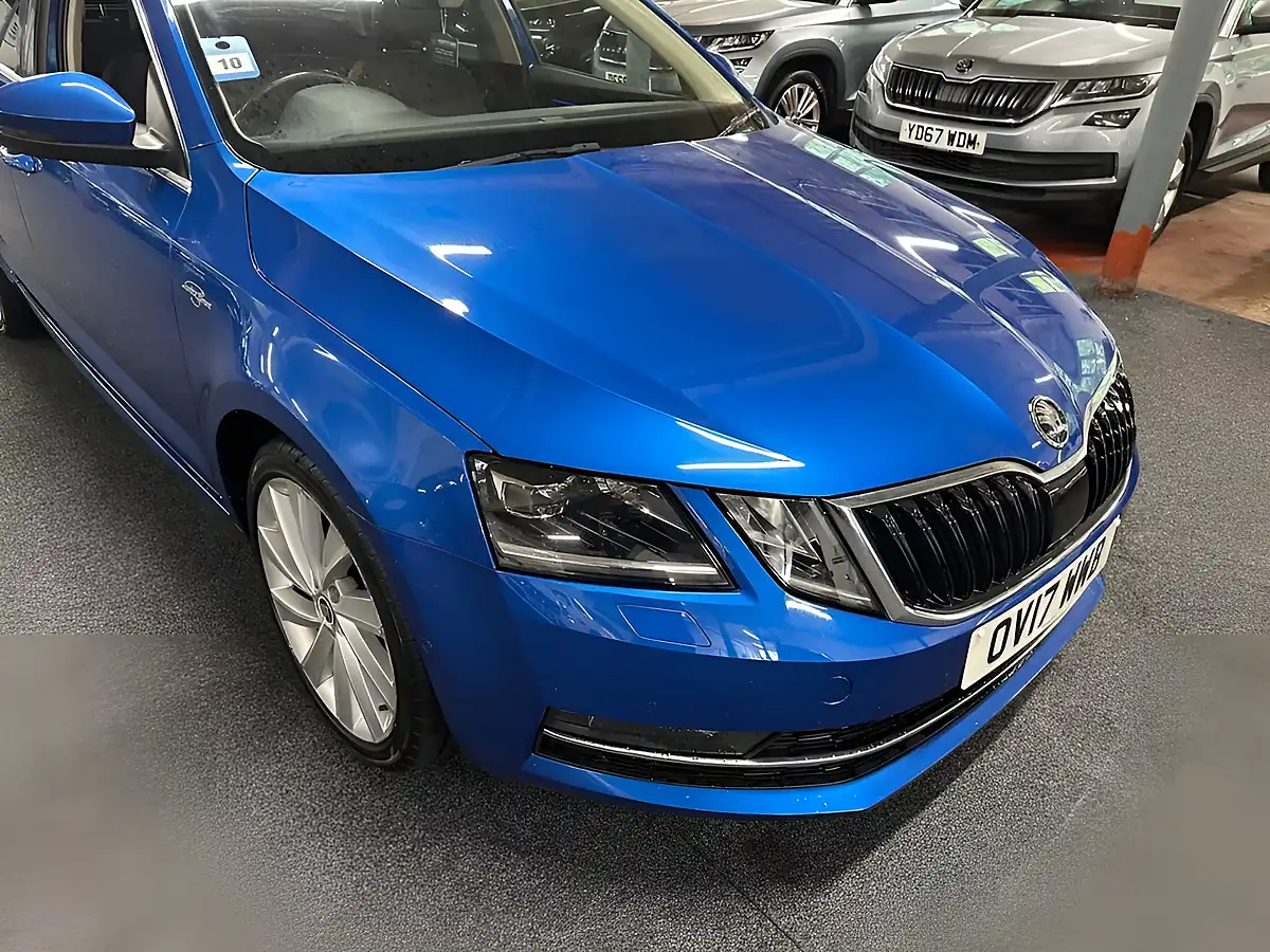 Used 2017 Skoda Octavia Laurin & Klement Race Blue Metallic - Interior and Exterior details 3