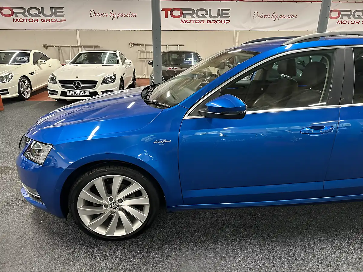 Used 2017 Skoda Octavia Laurin & Klement Race Blue Metallic - Interior and Exterior details 6
