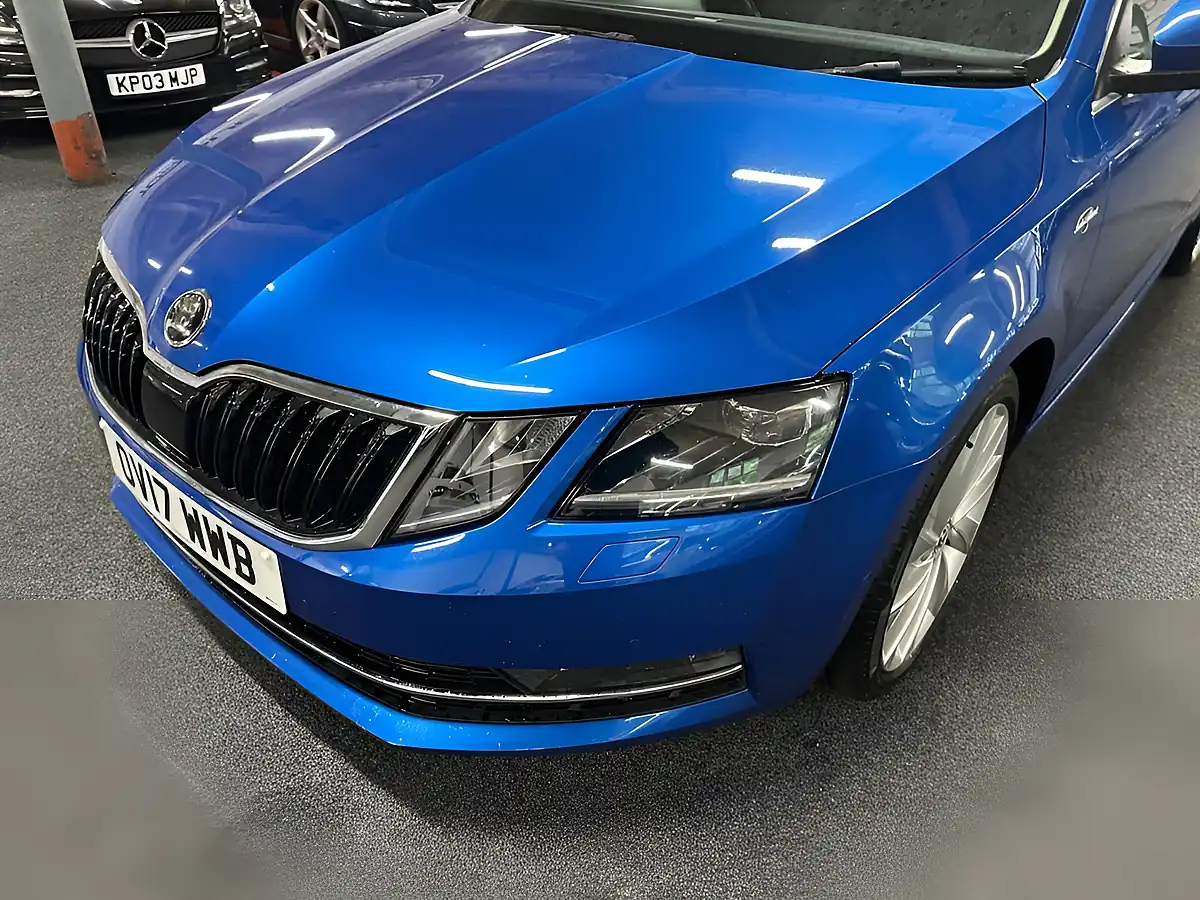 Used 2017 Skoda Octavia Laurin & Klement Race Blue Metallic - Interior and Exterior details 7