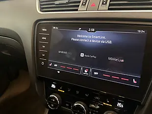 Used 2017 Skoda Octavia Laurin & Klement Red - Interior and Exterior details 20