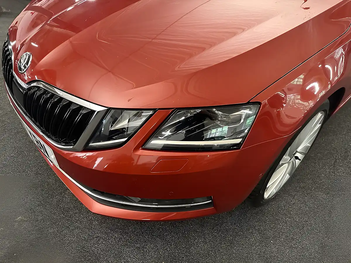 Used 2017 Skoda Octavia Laurin & Klement Red - Interior and Exterior details 4