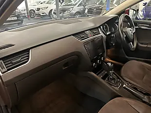 Used 2017 Skoda Octavia Laurin & Klement Red - Interior and Exterior details 7