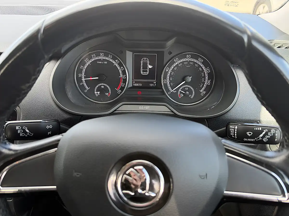 Used 2017 Skoda Octavia S Black Pearl Metallic - Interior and Exterior details 11