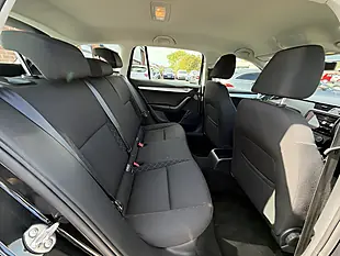 Used 2017 Skoda Octavia S Black Pearl Metallic - Interior and Exterior details 4