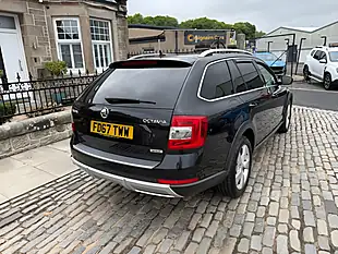 Used 2017 Skoda Octavia Scout Black - Interior and Exterior details 10