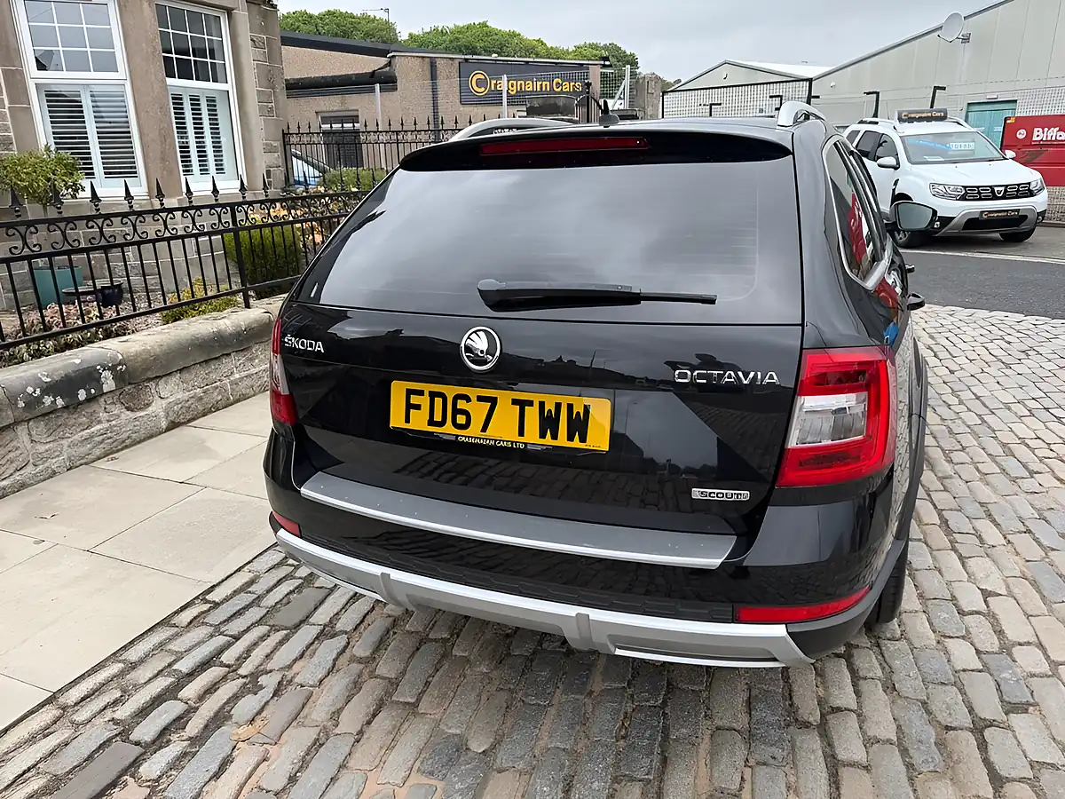 Used 2017 Skoda Octavia Scout Black - Interior and Exterior details 12