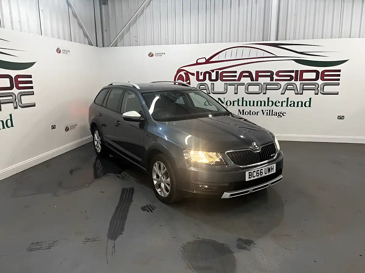 Used 2017 Skoda Octavia Scout Grey - Front View