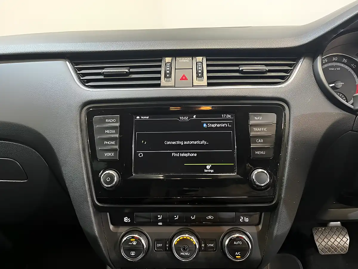 Used 2017 Skoda Octavia Scout Grey - Interior and Exterior details 11