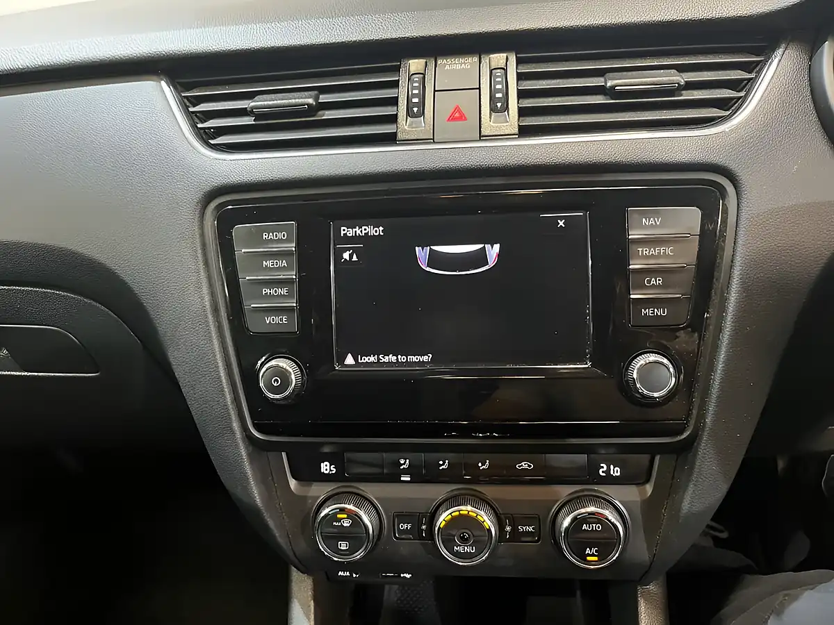 Used 2017 Skoda Octavia Scout Grey - Interior and Exterior details 14