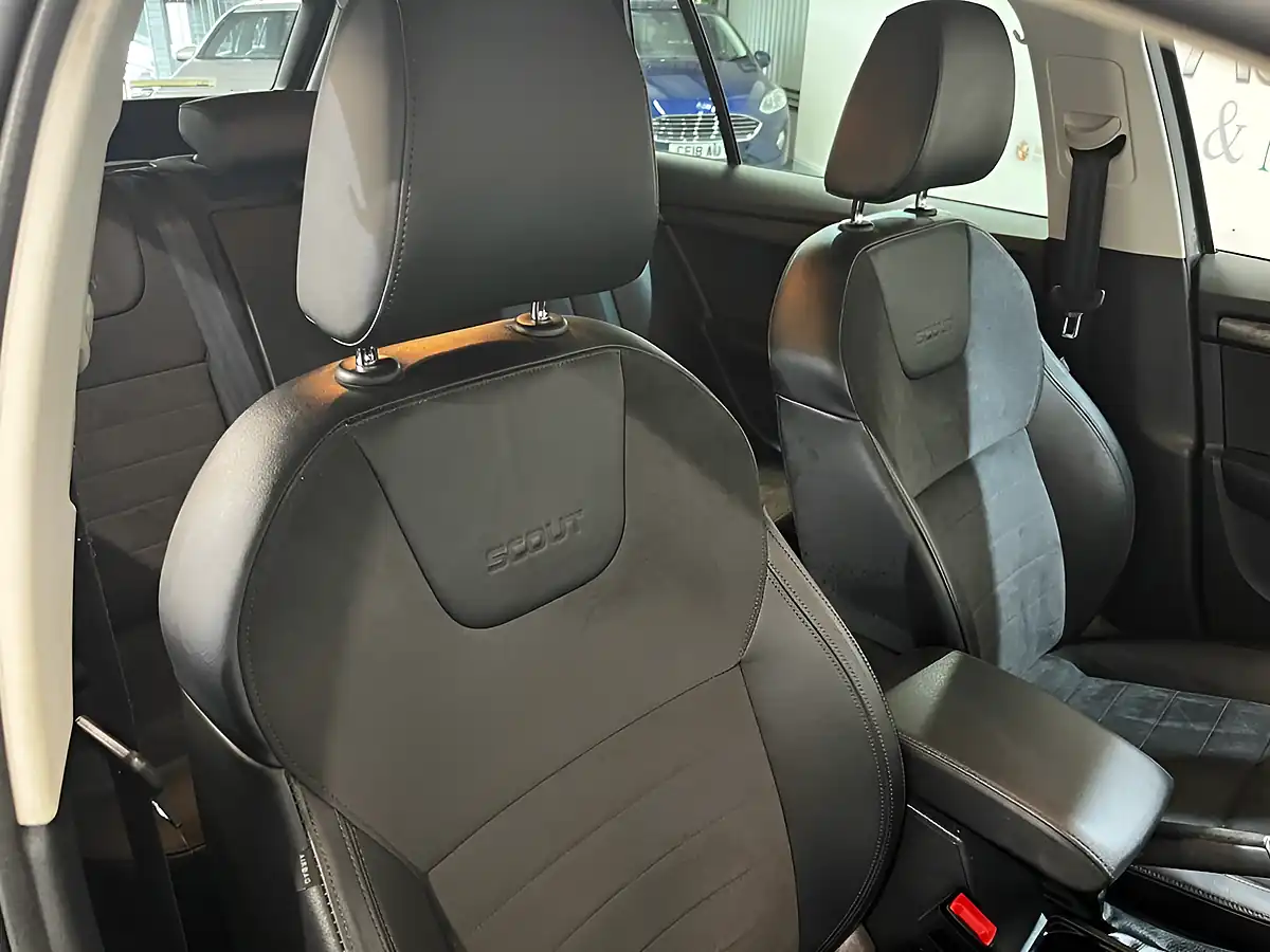 Used 2017 Skoda Octavia Scout Grey - Interior and Exterior details 15