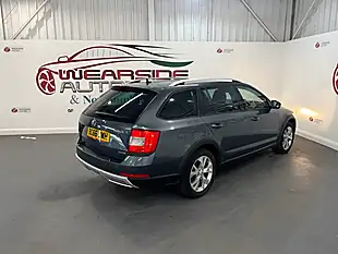 Used 2017 Skoda Octavia Scout Grey - Interior and Exterior details 20