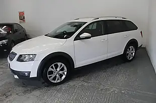 Used 2017 Skoda Octavia Scout White - Interior and Exterior details 4