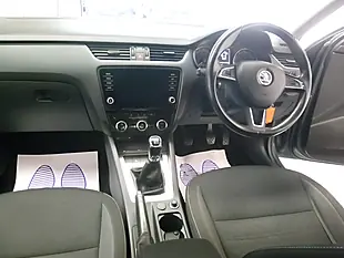 Used 2017 Skoda Octavia Se Grey - Interior and Exterior details 15