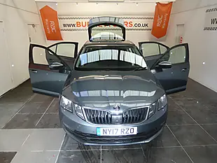 Used 2017 Skoda Octavia Se Grey - Interior and Exterior details 17
