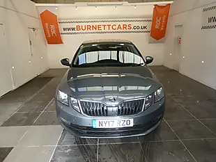 Used 2017 Skoda Octavia Se Grey - Interior and Exterior details 4