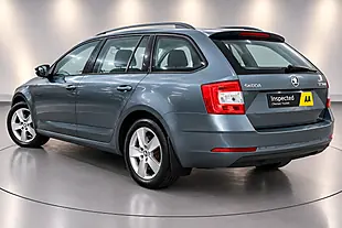Used 2017 Skoda Octavia Se Grey - Interior and Exterior details 6