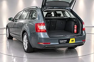 Used 2017 Skoda Octavia Se Grey - Interior and Exterior details 9