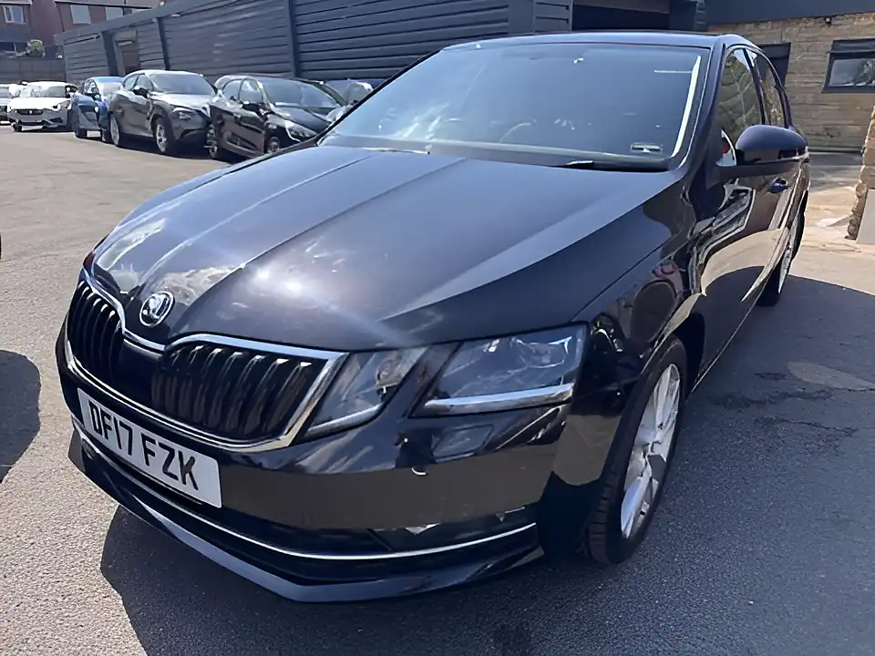 Used 2017 Skoda Octavia Se L Black - Interior and Exterior details 3
