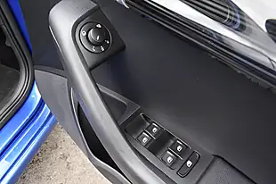 Used 2017 Skoda Octavia Se L Blue - Interior and Exterior details 10