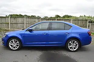 Used 2017 Skoda Octavia Se L Blue - Interior and Exterior details 14