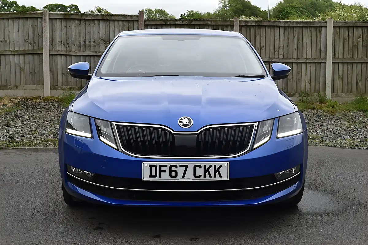 Used 2017 Skoda Octavia Se L Blue - Interior and Exterior details 2
