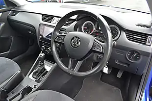 Used 2017 Skoda Octavia Se L Blue - Interior and Exterior details 9