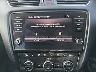 Used 2017 Skoda Octavia Se L Blue - Interior and Exterior details 13