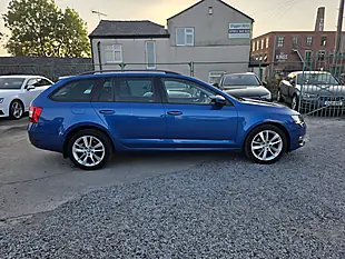 Used 2017 Skoda Octavia Se L Blue - Interior and Exterior details 5