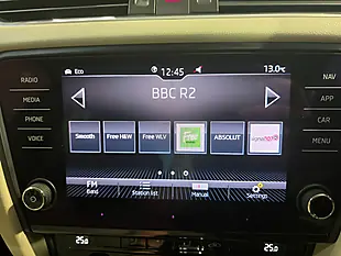Used 2017 Skoda Octavia Se L Blue - Interior and Exterior details 15