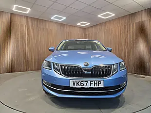 Used 2017 Skoda Octavia Se L Blue - Interior and Exterior details 3