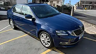 Used 2017 Skoda Octavia Se L Blue - Interior and Exterior details 11