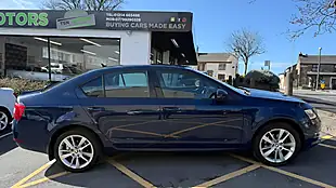 Used 2017 Skoda Octavia Se L Blue - Interior and Exterior details 16