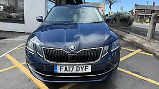 Used 2017 Skoda Octavia Se L Blue - Interior and Exterior details 9