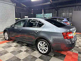 Used 2017 Skoda Octavia Se L Grey - Interior and Exterior details 6