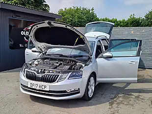 Used 2017 Skoda Octavia Se L Silver - Interior and Exterior details 10