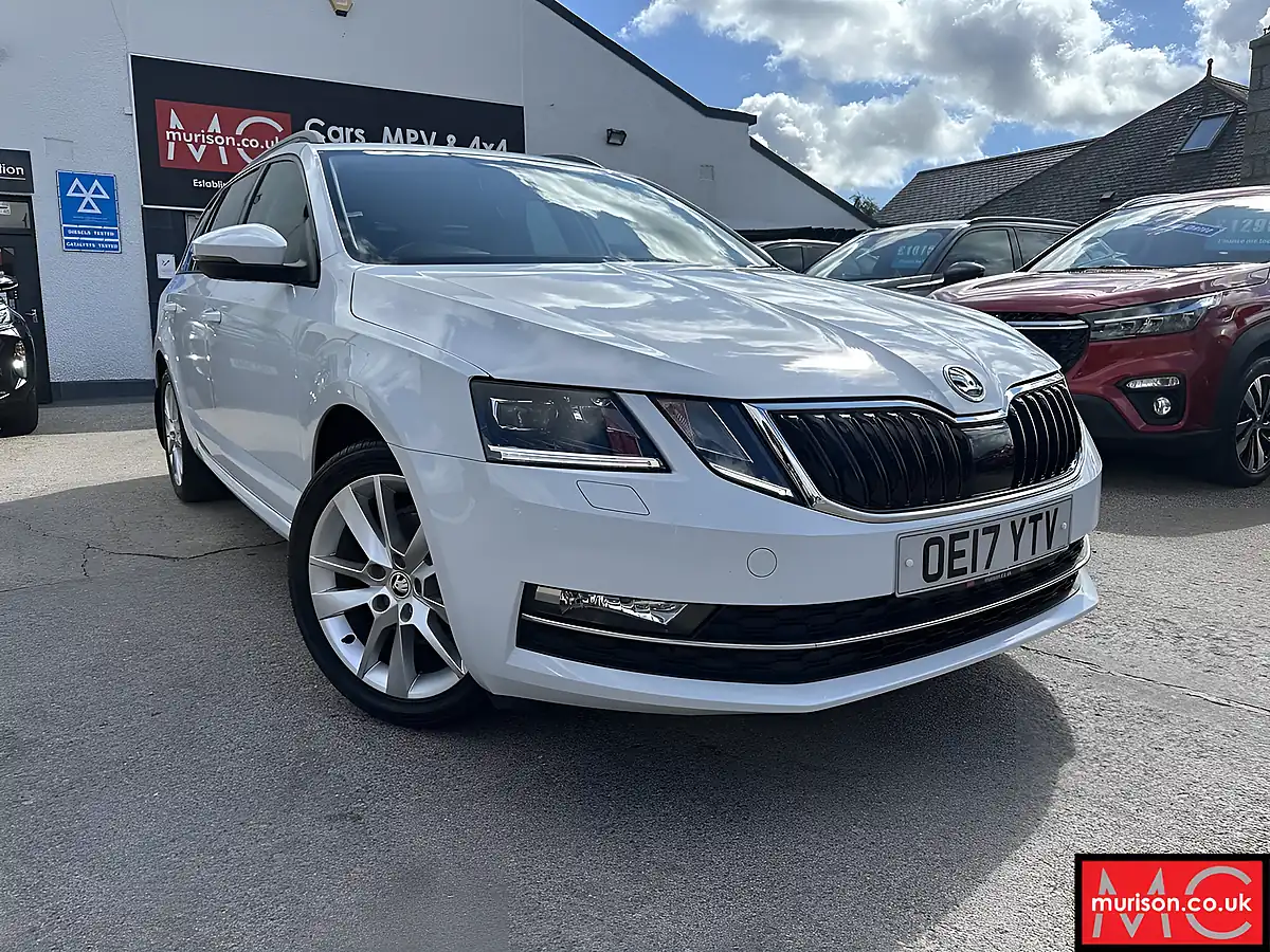 Used 2017 Skoda Octavia Se L White - Front View