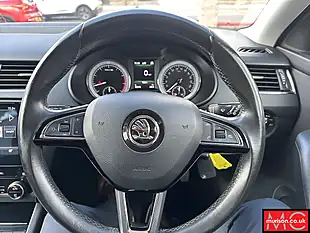 Used 2017 Skoda Octavia Se L White - Interior and Exterior details 16