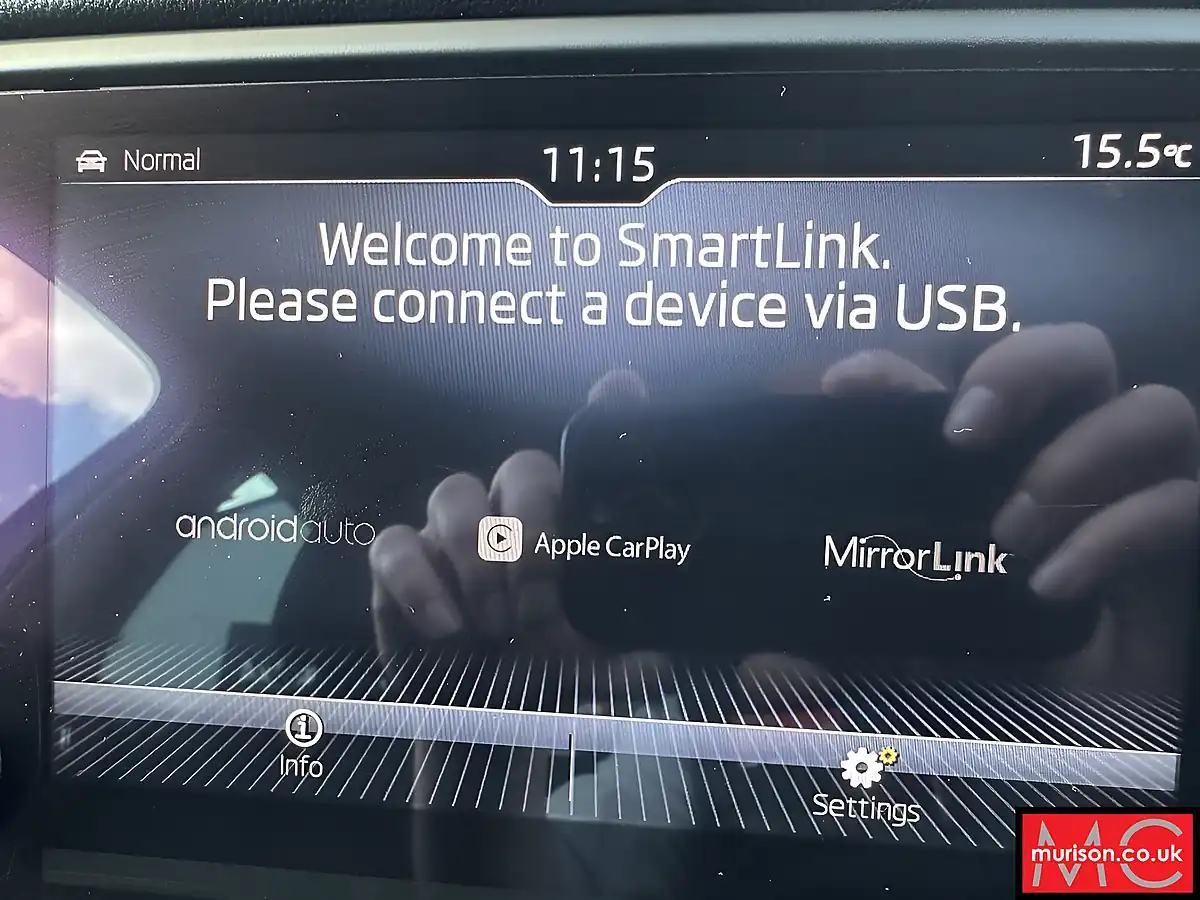 Used 2017 Skoda Octavia Se L White - Interior and Exterior details 20