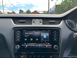 Used 2017 Skoda Octavia Se L White - Interior and Exterior details 15