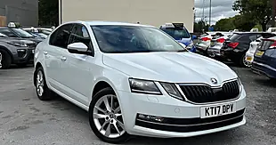 Used 2017 Skoda Octavia Se L White - Interior and Exterior details 3