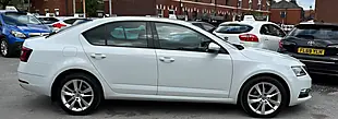 Used 2017 Skoda Octavia Se L White - Interior and Exterior details 9